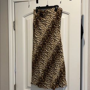 Leopard skirt
